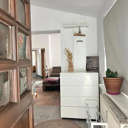 Modern With Space For 6 Appartement Weißenfels