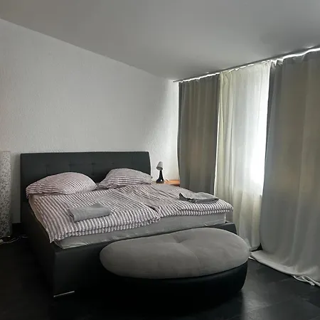 Modern With Space For 6 Appartement Weißenfels